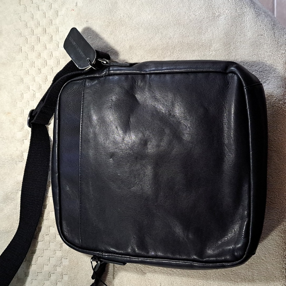 Kenneth Cole - Picture 2 of 13